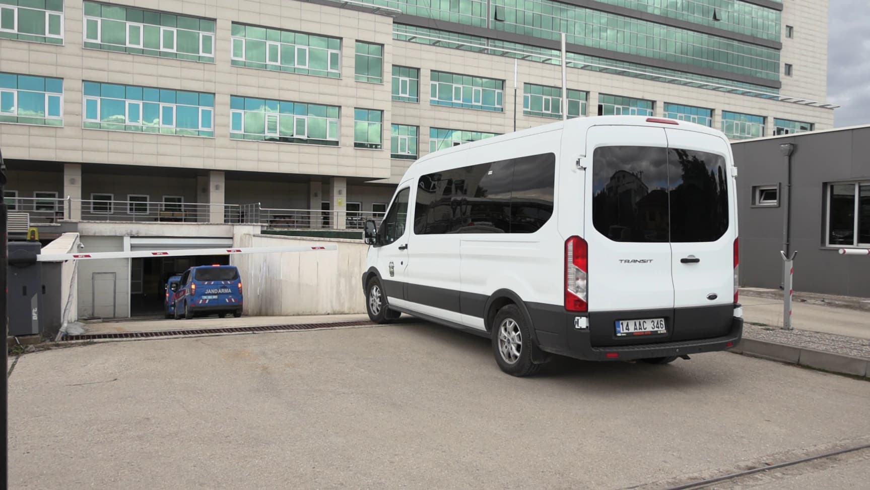 Bolu Belediyesi'ne yönelik zimmet operasyonunda 6 şüpheli adliyede