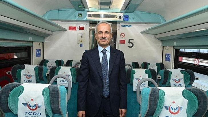 Bakan Uraloğlu: Ankara-Konya YHT, 15 yılda 22,8 milyon yolcuya hizmet verdi