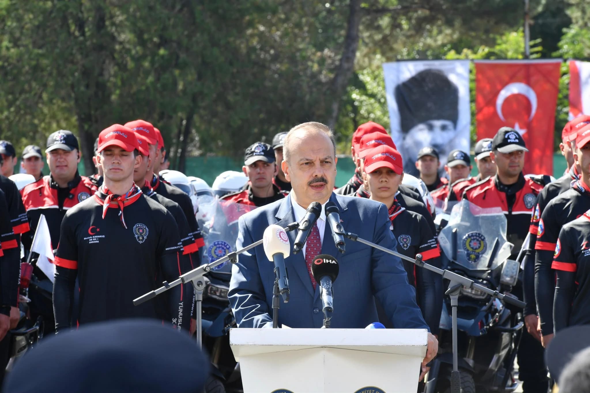 ANKARA’DA 67 YENİ YUNUS POLİSİ GÖREVE HAZIR