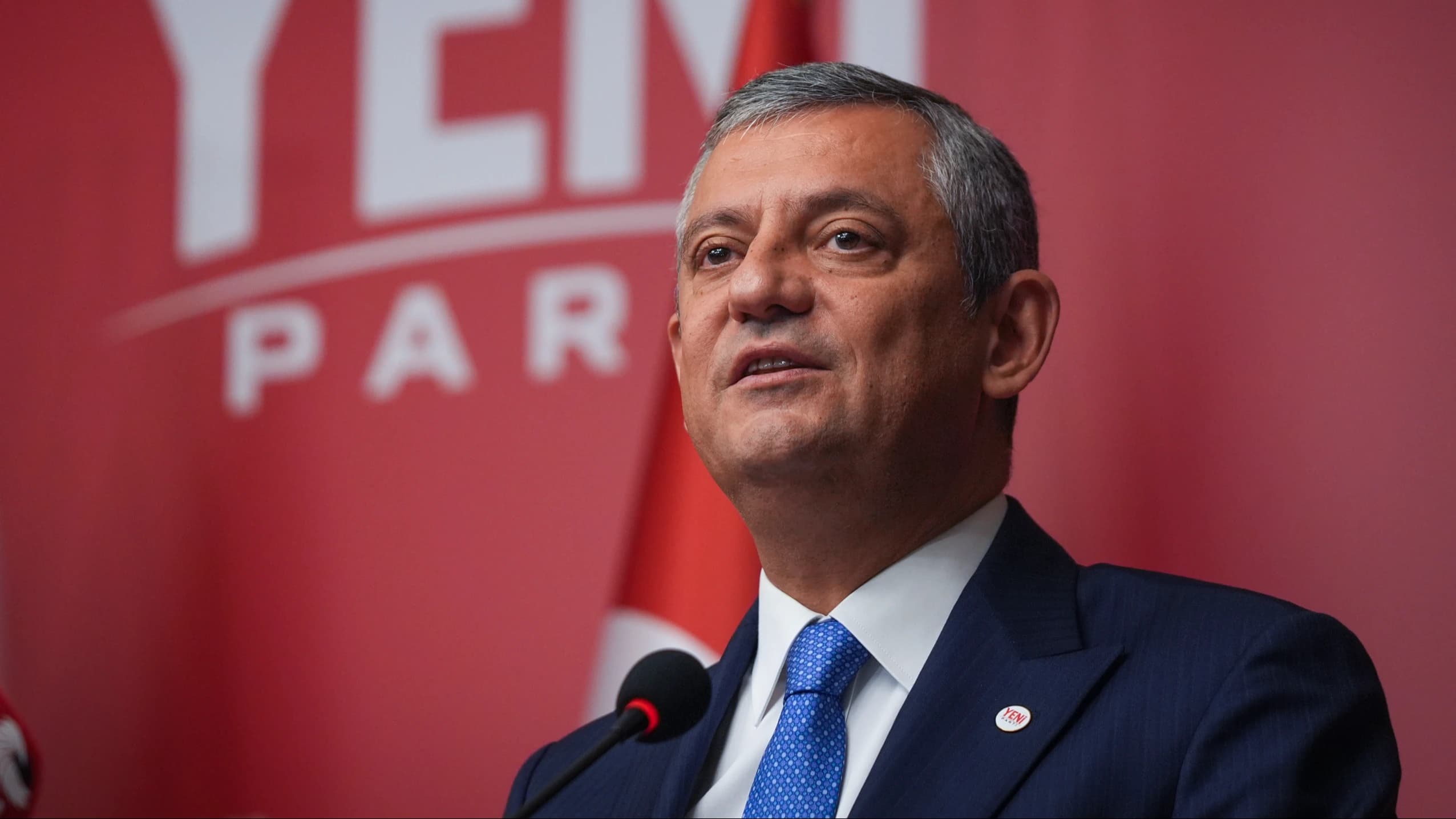 Özgür Özel'den Silifke'de iktidara tepki: “Seçmenin iradesine kafa tutmaktır”