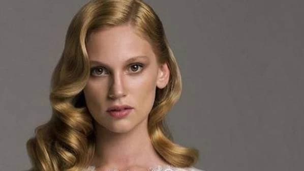Farah Zeynep Abdullah'tan küfürlü mesaj!