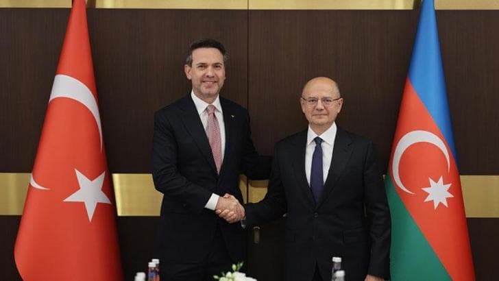 Türkiye ile Azerbaycan arasında enerjide yeni iş birliği mesajı