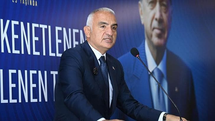 Ersoy: Türkiye turizmde zirveye talip