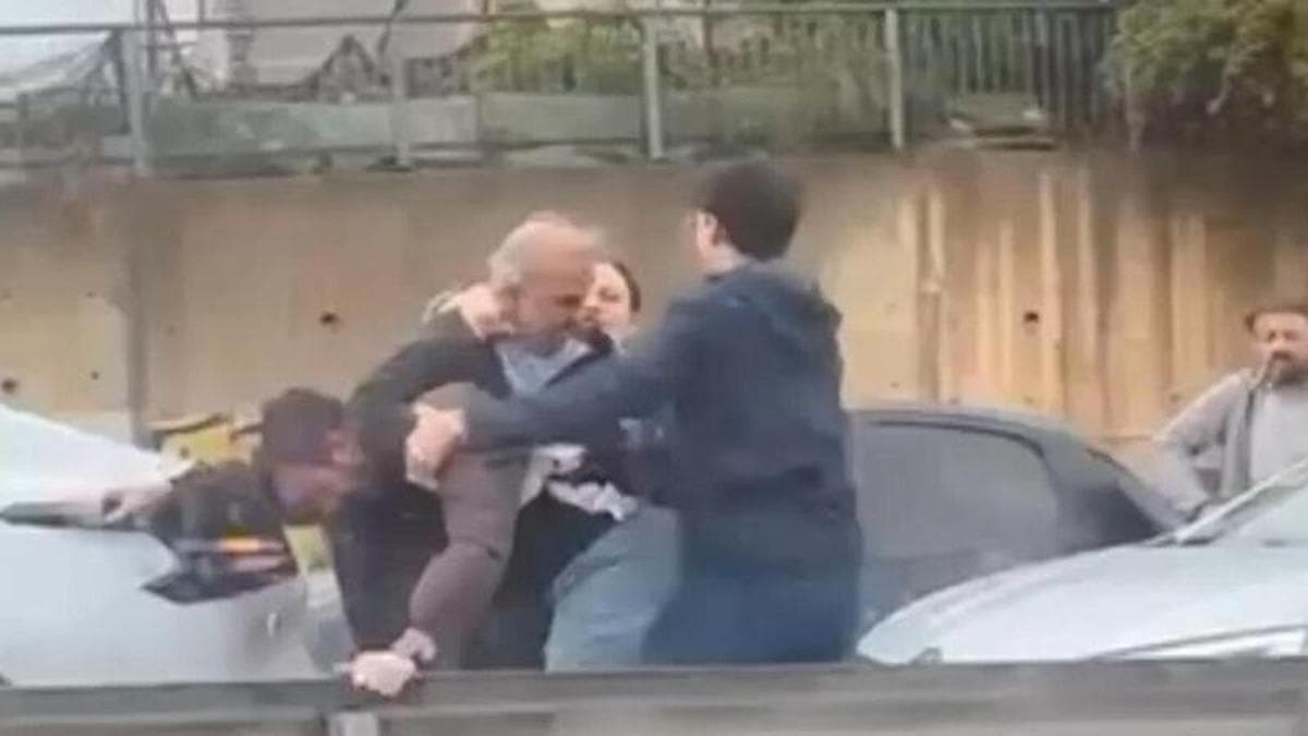 Beykoz’da trafikte kaynak yaptı; sürücüler arasında tekmeli yumruklu kavga çıktı