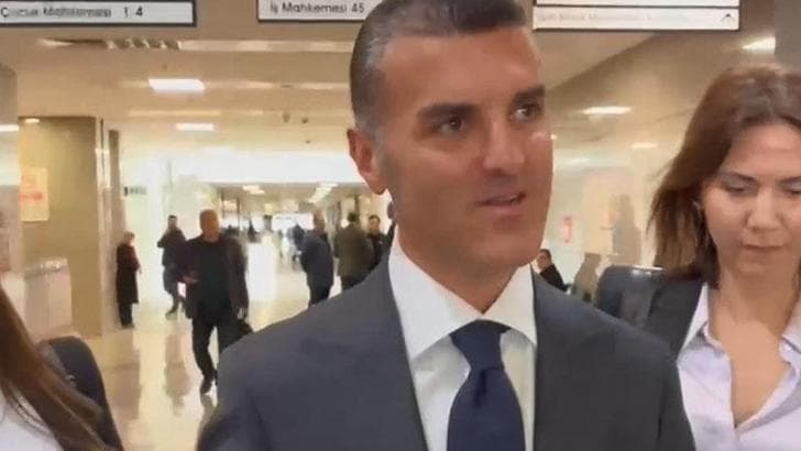 Gözaltı kararı bulunan Emir Sarıgül emniyete giderek teslim oldu
